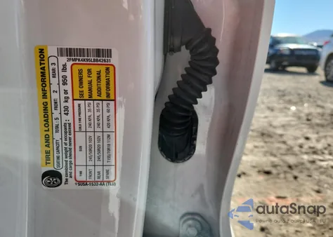 2020 Ford Edge Titanium z USA, uszkodzony, nr VIN 2FMPK4K95LBB42631